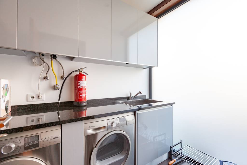 Hotel - Private Modern Home, Fully Equipped A/C, WiFi, BBQ, Parking · Fotos 7